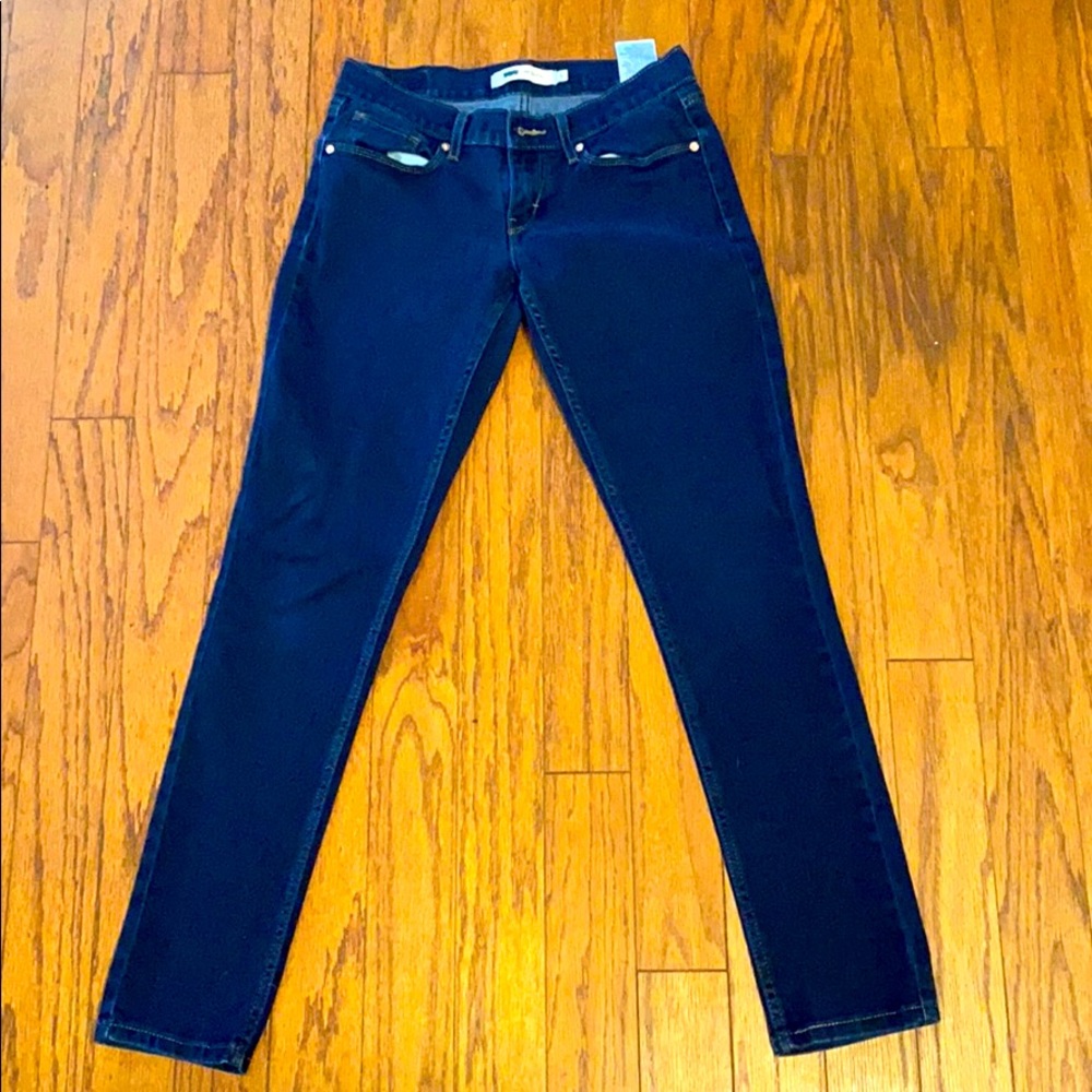 LEVI’S 524 Skinny Jeans